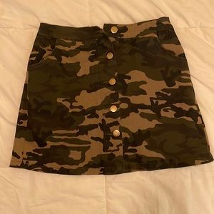 CUTE ARMY SKIRT